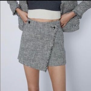 Zara Monochrome Tweed Short Skirt